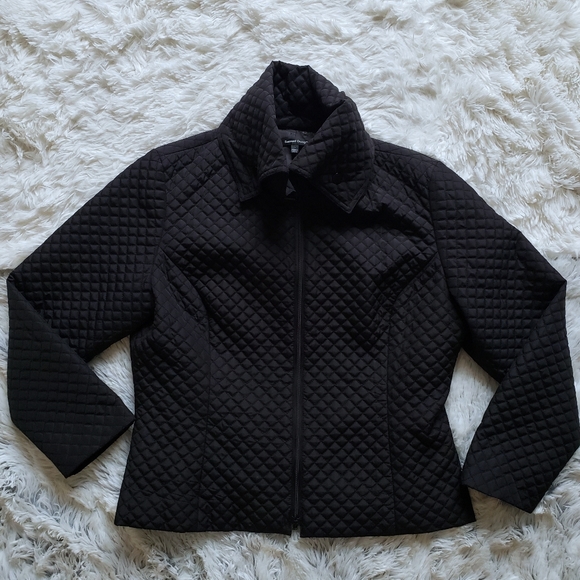 Samuel Dong Jackets & Blazers - Samuel Dong black quilted zip up coat